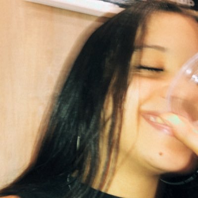 nós precisamos do toque de quem amamos quase quanto de ar para respirar - Cinco passos de você ✨