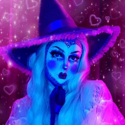 (HE/HIM) 💉: 10/31/22 🏳️‍⚧️ disabled drag queen ⚰️ PROTECT TRANS DRAG ARTISTS 🦇💜