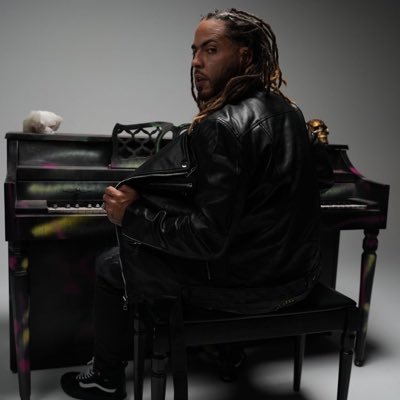 de P.R.🇵🇷~Music Artist 🎶~ Entrepreneur ~ #CAPOSWORLD