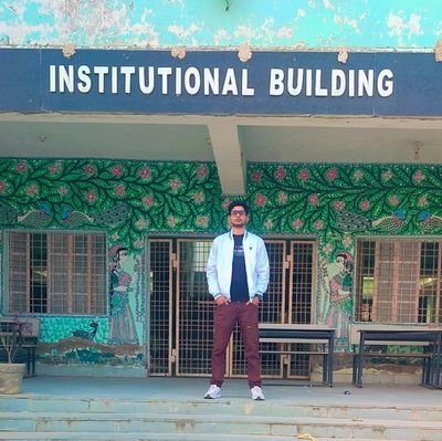 The_ChandraVeer's profile picture. Journalist | Teacher | Learner | Langue française