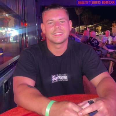 ClarkCoates_'s profile picture. 