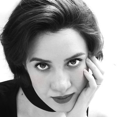 haraaz_'s profile picture. ‏A road movie