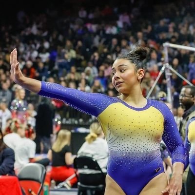 @FiskUgymnastics fan account💛💙

 fisk university gymnastics 

 🇳🇬

 instagram @Fiskgymfan