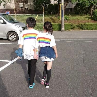 見る専でやり方ほとんどわからないけどちょっとずつ学んで皆と絡んで行きたいおばちゃんです!!極度の人見知り(/ω・＼)ﾁﾗｯ