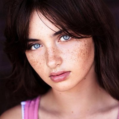 GaaneZaharova's profile picture. Скромная, потому что скромность украшает.