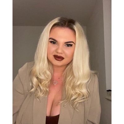 _emilychapman's profile picture. 