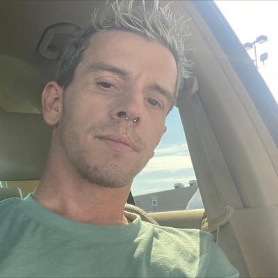 A gay dude trying to make his way into the adult film industry.