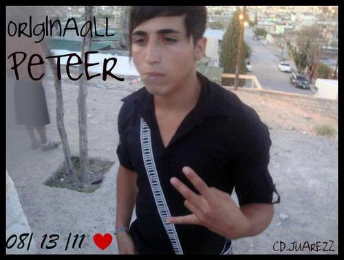 Peterdessential's profile picture. tsssss solo necesito expresarr miss idealesss DE LA E