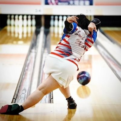 emi_bowling Profile Picture