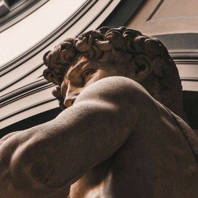 Aprende conmigo como marcar la diferencia en un mundo donde lo autentico ha perdido valor.
Objetivo: Ser mejor cada día 💪
Amante de la escritura 📚