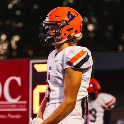 Habersham Central ‘24 | Berry College ‘28 | SS/WR |6’1ft 185lbs | 3.9GPA | Email:jonahwilson28@icloud.com