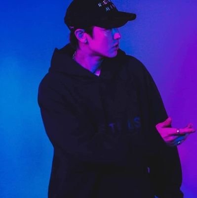 detectiiveKim's profile picture. I cant be normal
even in the other world