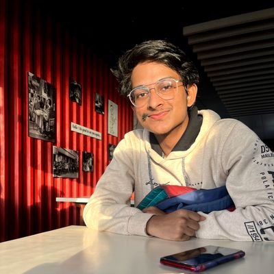 vedantjdv's profile picture. Software Engineer @BharatNxtApp. Tweets on Tech, Engineering, Resources, Productivity and memes.