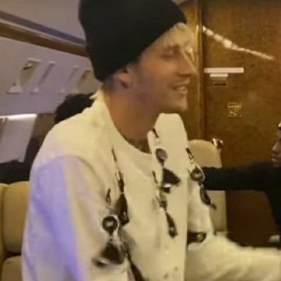 colson_simp's profile picture. they/them 
Mgk simp
Used to be @est_rebel 
Be kind 🌧️
Est for life 🏁
go stream #mainstearmsellout 🍅
@Neweralikealltt @FreekyHarls 🖤