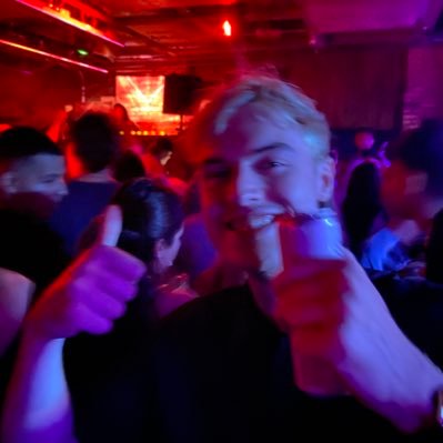 RileyDerks's profile picture. college graduate