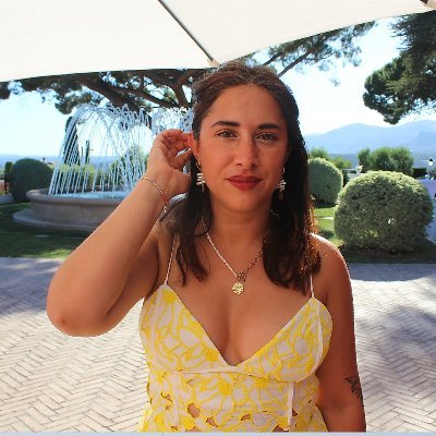 LaurineRambaldi's profile picture. L’art a le pouvoir de réveiller la force d’agir qui sommeille en d’autres âmes. Friedrich Nietzsche.