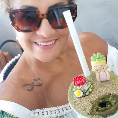 Que essa minha leveza leve sempre embora, e depressa, tudo aquilo que não me acalentar a alma!🥰❤🥰