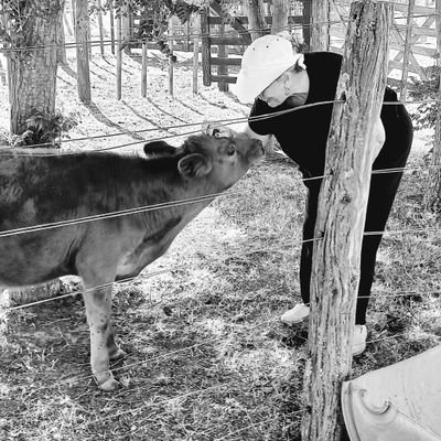 mamá, docente jubilada, productora Agrícola-ganadera y cooperativista