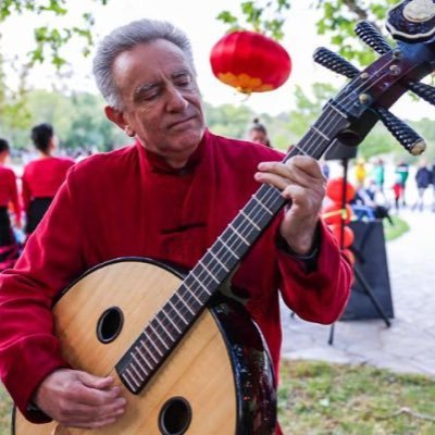 General Counsel at Professional Services Review, Canberra. Musician - double bass, guitar, ruan, pipa, banjo, mandolin, trumpet. Views entirely my own.