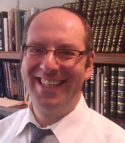 I am the Rabbi at Lincoln Square Synagogue. Look forward to seeing you at our wonderful Shul. http://t.co/IU2h0S3O9O