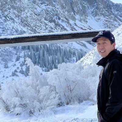 Ulukmyrza's profile picture. building arabel w ai