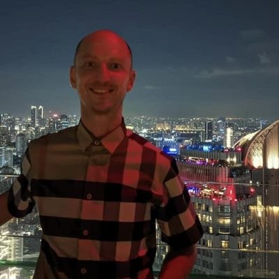 Zz898612's profile picture. 