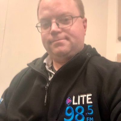 Broadcasting Grad2018 | Board Operator @lite985 / @925HotCountry | Views expressed are my own | He/Him