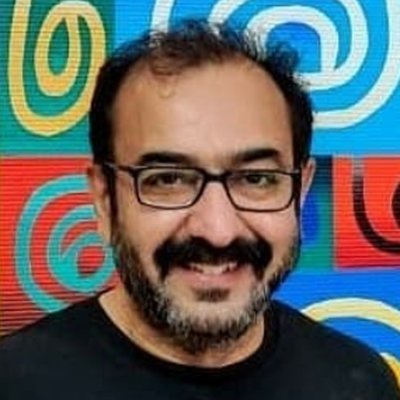 Sanjay enjoys to experiment with various mediums & techniques and in the process feels free to express his vision that comes from his soul.