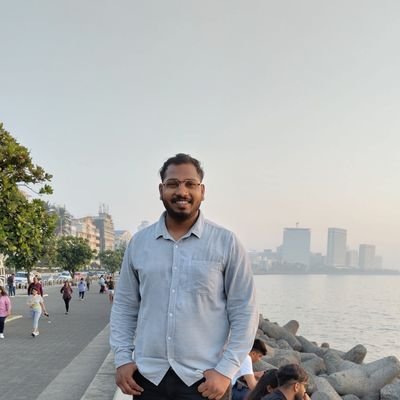 DiwateSomesh's profile picture. biology student