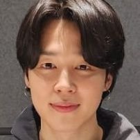 💜𝔸ℝ𝕄𝕐⁷⟬⟭💜 💜𝗕𝗧𝗦⟭⟬💜
i'm shipper but i love 7 members..
don't judge me..
and im will respect you back 🌺🌸