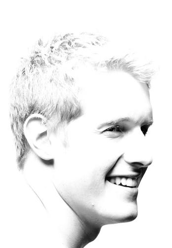 J0KT0R's profile picture. #Hospitality, #Travel & #Architecture lover, #Didgeridoo player,#TotalImmersion Coach & #Kitesurfer living in #London riding #Singlespeed