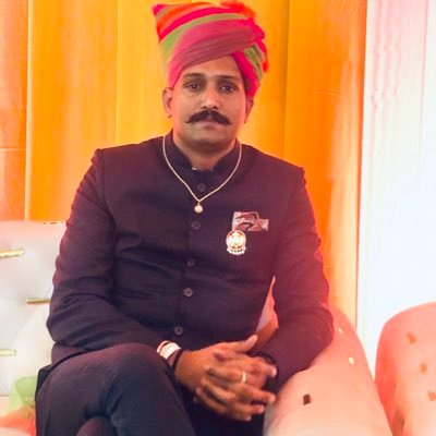 Keep your feet on the ground and eyes on the stars.. || Event & Wedding || || Pisces || आत्मायत्तौ वृद्धिविनाशौ ।।