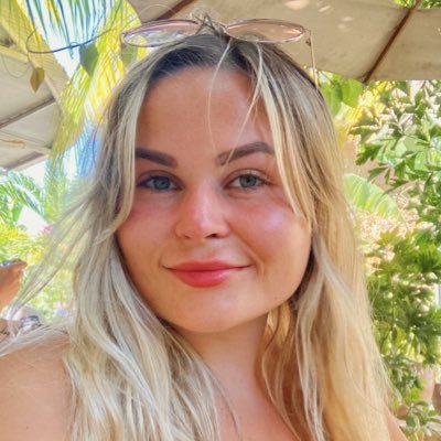 aloha_vera_'s profile picture. 🇩🇪 Bilingual content creator 🇬🇧 PR Strategist at @Connective_3