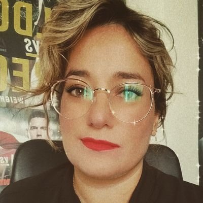 NoriUFC's profile picture. 🧭Coach carrière avec l'énergie du MMA 
🎙️Podcast Game Plan de Carrière💪🥊Animatrice de conversations