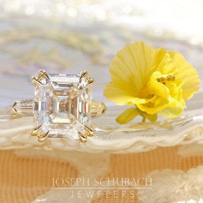 Scottsdale-based jewelry studio, specializing in high-end custom-design jewelry. Proudly cutting our own lab-grown gems to make bling dreams come true.