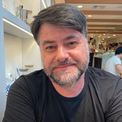Estudo formação estelar e morfologia da Galáxia. Professor, pesquisador e divulgador de astronomia. Opiniões são minhas.
