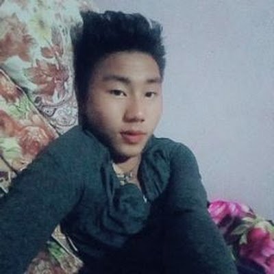 EdwardRoyal20's profile picture. 