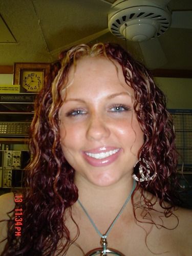 Im a young lady with  huge ambition to set my right foot in the right place and succeed! I live in the Key West, Florida enjoying the laid back life!