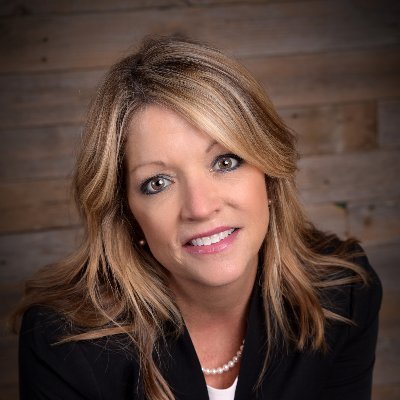 Karen is a full-time REALTOR® & has been selling real estate for almost 30 years. She is the Broker/Owner of King Real Estate Group in Midwest City, Oklahoma.