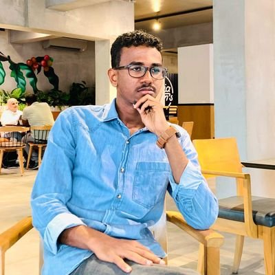 yabarow101's profile picture. 