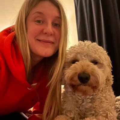 It's nice to be nice. Most tweets in English, because I spent 17 brilliant years of my life in the UK 😍 but some in Swedish too. Lots of pics of Bowie Bobo 🐶