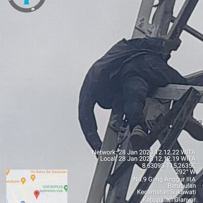 zainulb55507113's profile picture. Musafir mencari jati dirinya