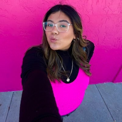 ashleyyvalentin's profile picture. 22