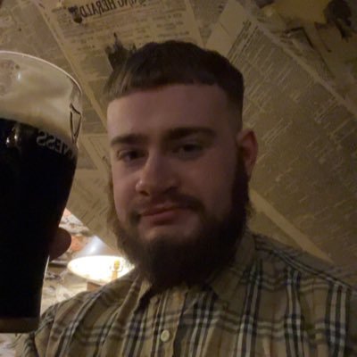 jamiev211's profile picture. 23 years of old age