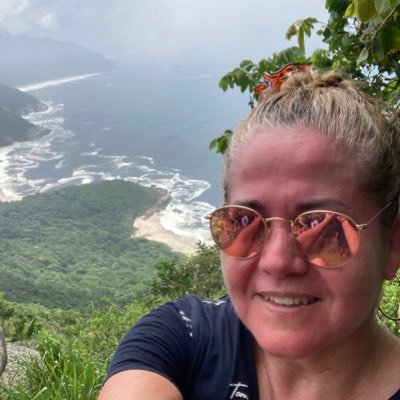 Hija, esposa, madre, hermana, amiga, ingeniera, pro mujer, pro libertad, pro equidad, Antofagastina de ❤️. No le creo al 99,9% de los políticos, librepensadora
