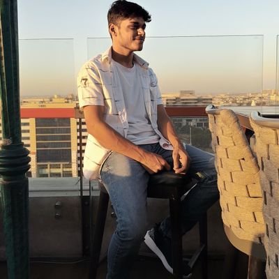 Abhishe39941806's profile picture. Web Developer