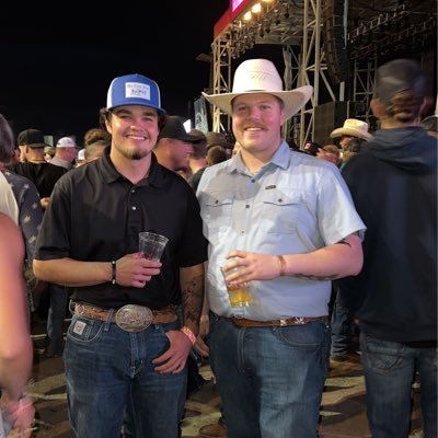 samsclub1212's profile picture. Jack of all trades, master of none