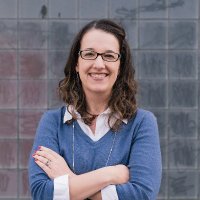 Julia Gitis (@sfreaderschoice) 's Twitter Profile Photo
