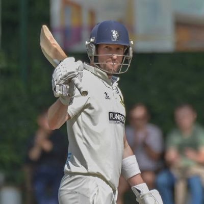 Ex Professional Cricketer for Durham CCC and Derbyshire CCC. Proud Father and Husband. All views are my own. #LUFC