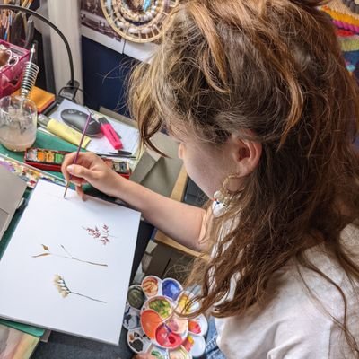 Set & Costume Designer | she/her | Designer - Bellringers @painesplough and @Hamps_Theatre Associate Designer - @sosinglemusical, Alterations @nationaltheatre